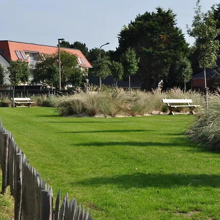 Апартаменты Greens 251 Бреден