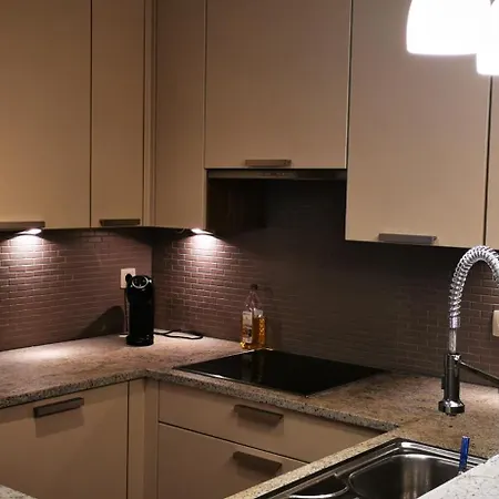 Апартаменты Greens 251 *